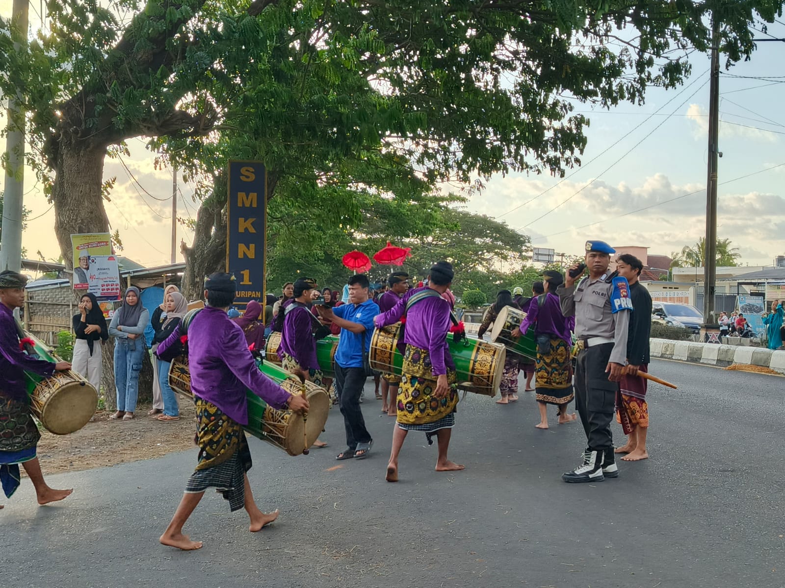 Kehidupan Tradisi Nyongkolan di Kuripan, Keamanan dan Kemeriahan Terjamin