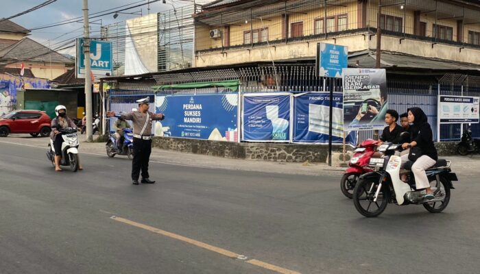 Komitmen Polsek Batulayar Wujudkan Kamseltibcarlantas di Senggigi