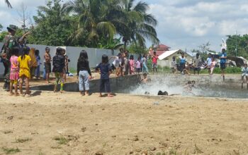 Rebo Bontong di Labuapi: Tradisi Mandi Safar Meriah dan Aman