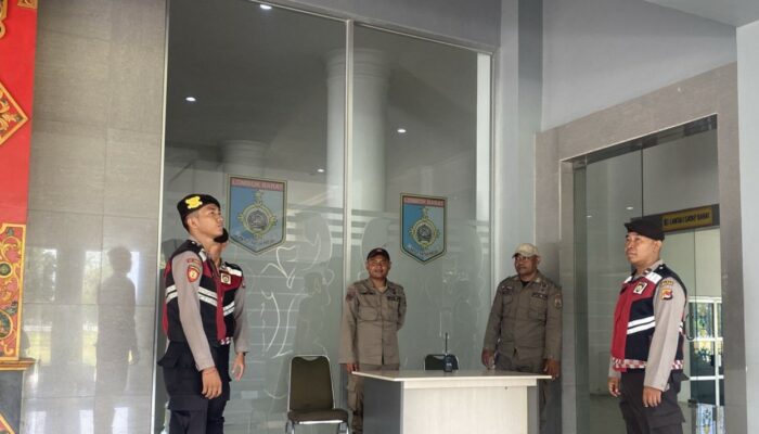 Patroli Pengamanan Polres Lombok Barat Pastikan Pilkada Aman dan Kondusif