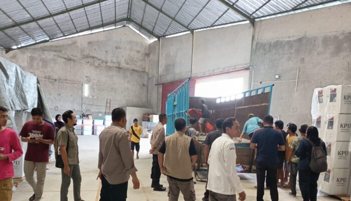 Gudang Logistik KPU Lombok Barat Aman, Pengamanan 24 Jam Berjalan Lancar