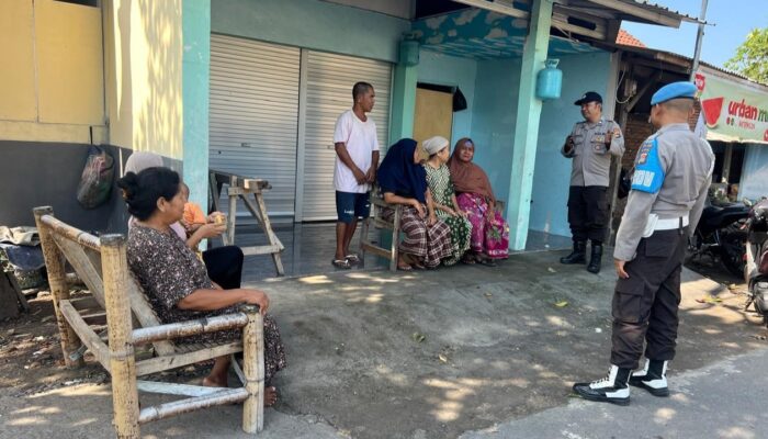 Polsek Kuripan Gelar Patroli Dialogis, Pastikan Pemilukada Lombok Barat Aman dan Kondusif