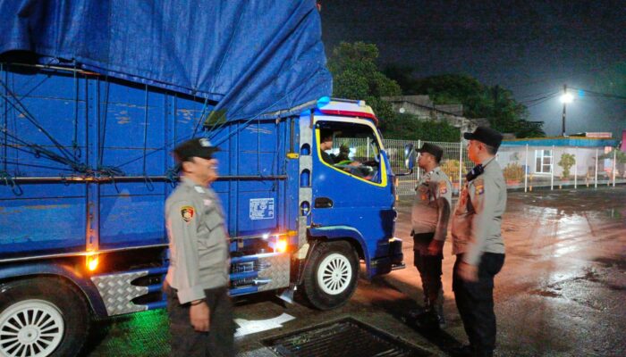 Pelabuhan Lembar Aman Terkendali, Polisi Patroli Jamin Kenyamanan Penumpang