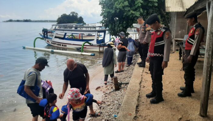 Ciptakan Kamtibmas Kondusif, Polsek Sekotong Intensifkan Patroli