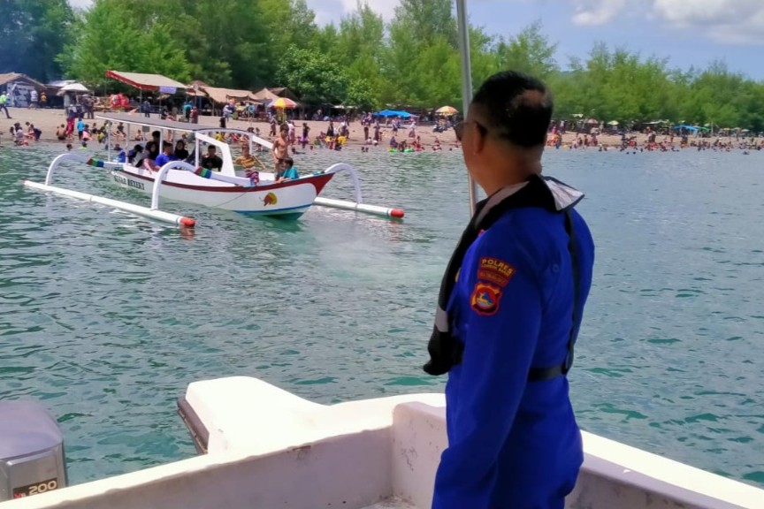Patroli Pengamanan Lebaran Ketupat di Perairan Cemara – Lembar Polairud Polres Lombok Barat