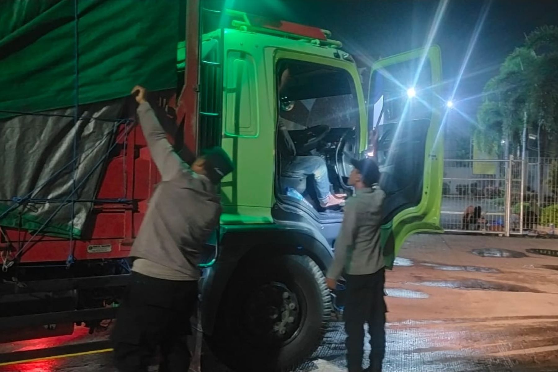 Pengamanan Maksimal di Lembar, Warga Bisa Berlayar Aman