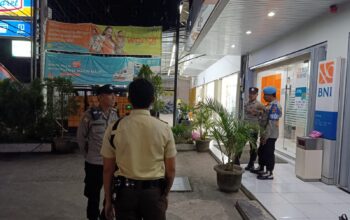 Polsek Gerung Gelar Patroli Intensif Cegah Kejahatan di Malam Hari