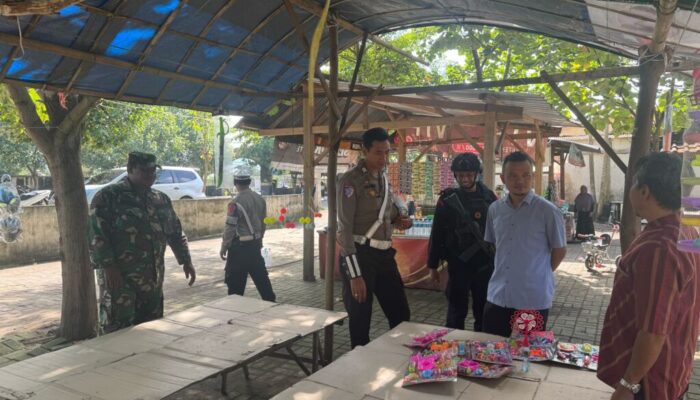 Operasi Ketupat Rinjani 2025, Wisatawan di Pantai Ampenan Nyaman