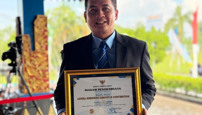 Aruna Senggigi Raih Penghargaan Hotel Taat Pajak di HUT Lobar 2025 