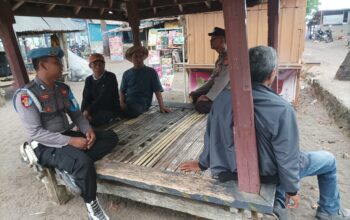 Strategi Polsek Lembar Jaga Kamtibmas: Patroli Dialogis di Dusun Pesanggaran