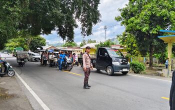 Sinergi Polsek dan Dinas LH Lombok Barat Dalam Penertiban Pohon Berbahaya