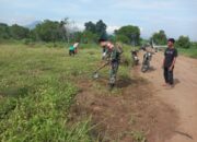 Jelang Safari Dakwah, Babinsa dan Warga Bersihkan Ponpes Al-Azkia